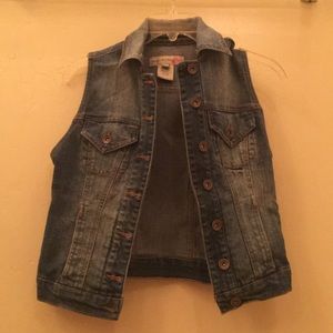 denim vest